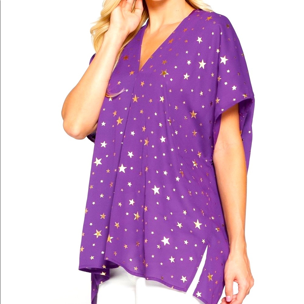 Adrienne Stars V-Neck Top in Purple/Gold